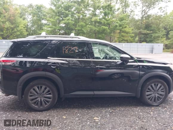 ✅ 2024 Nissan Pathfinder SL • VIN: 5N1DR3CD4RC295165 • Лот: 43190793. Опубликован ранее на IAAI с пробегом 13 439 миль. Бесплатный доступ к архиву аукционных продаж из США и подробный отчёт об истории автомобиля на DreamBid. Изображение 13.