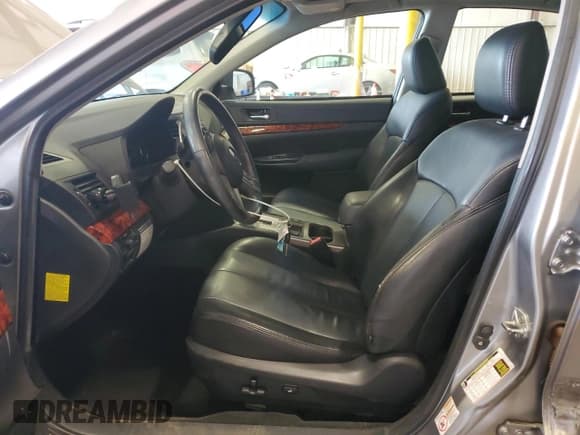 ✅ 2011 Subaru Legacy Limited Power Moon • VIN: 4S3BMBK6XB3221195 • Lot: 80497385. Listed on Copart with 96,635 mi. Free auction sales archive from the USA and detailed vehicle history report at DreamBid. Image 7.