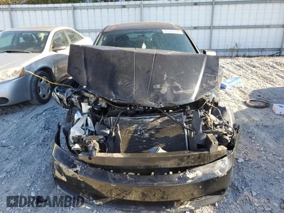 ✅ 2014 Dodge Avenger SE • VIN: 1C3CDZAB5EN107176 • Lot: 77333194. Wystawiony na Copart z przebiegiem 186 184 mil. Bezpłatny archiwum sprzedaży aukcyjnych z USA i szczegółowy raport historii pojazdu na DreamBid. Zdjęcie 5.