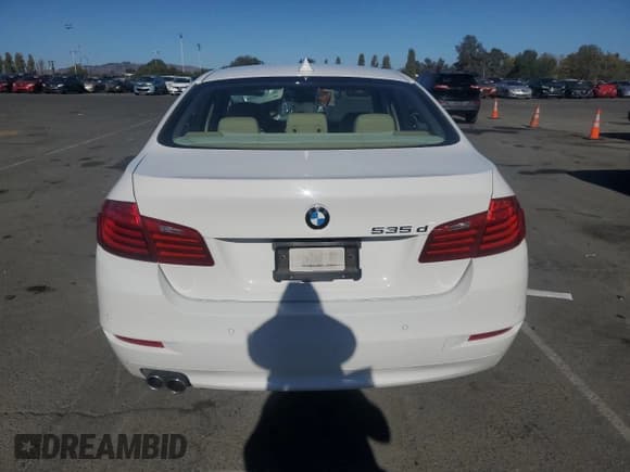 ✅ 2014 BMW 5 Series 535d • VIN: WBAXA5C55ED690650 • Lot: 85730865. Listed on Copart with 95,459 mi. Free auction sales archive from the USA and detailed vehicle history report at DreamBid. Image 6.