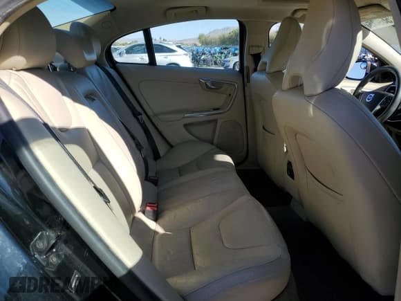 ✅ 2012 Volvo S60 T5 • VIN: YV1622FS6C2058304 • Lot: 87255935. Wystawiony na Copart z przebiegiem 120 301 mil. Bezpłatny archiwum sprzedaży aukcyjnych z USA i szczegółowy raport historii pojazdu na DreamBid. Zdjęcie 10.