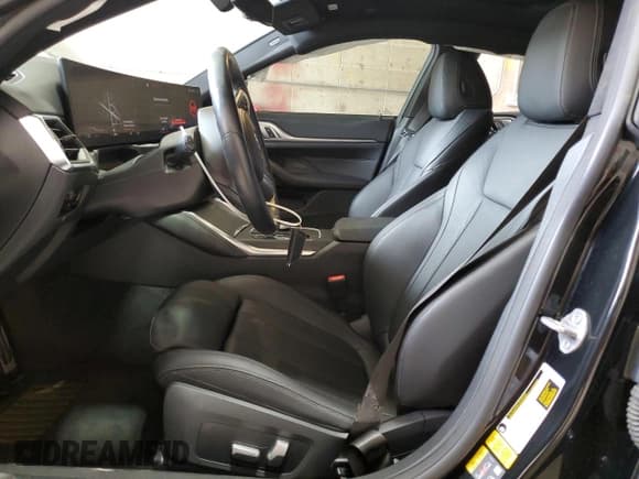 ✅ 2023 BMW i4 eDrive40 • VIN: WBY73AW06PFN73798 • Lot: 81309775. Listed on Copart with 48,544 mi. Free auction sales archive from the USA and detailed vehicle history report at DreamBid. Image 7.