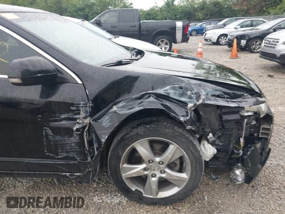 ✅ 2011 Acura TSX • VIN: JH4CU2F67BC006872 • Lot: 42292812. Listed on IAAI with 198,734 mi. Free auction sales archive from the USA and detailed vehicle history report at DreamBid. Image 17.