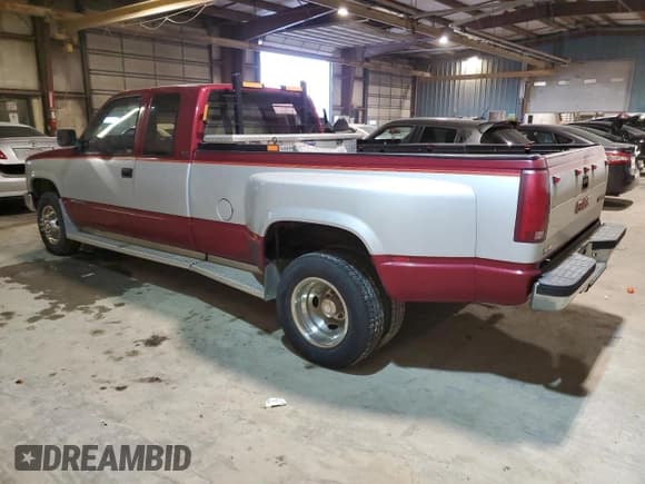 ✅ 1991 GMC Sierra 1500 • VIN: 2GTHC39K2M1538208 • Lot: 41664305. Wystawiony na Copart z przebiegiem 56 293 mil. Bezpłatny archiwum sprzedaży aukcyjnych z USA i szczegółowy raport historii pojazdu na DreamBid. Zdjęcie 2.