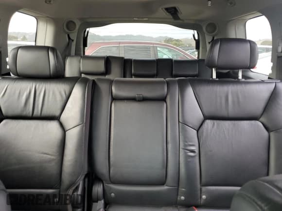 ✅ 2011 Honda Pilot EX-L • VIN: 5FNYF4H71BB079287 • Лот: 86283065. Опубликован ранее на Copart с пробегом 164 327 миль. Бесплатный доступ к архиву аукционных продаж из США и подробный отчёт об истории автомобиля на DreamBid. Изображение 10.