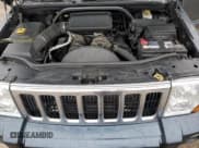 ✅ 2007 Jeep Commander Sport • VIN: 1J8HG48P37C654998 • Lot: 69088495. Listed on Copart with 272,304 mi. Free auction sales archive from the USA and detailed vehicle history report at DreamBid. Image 12.