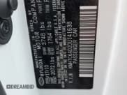 ✅ 2013 Hyundai Veloster w/Black Int • VIN: KMHTC6AD2DU141638 • Lot: 84566784. Wystawiony na Copart z przebiegiem 160 447 mil. Bezpłatny archiwum sprzedaży aukcyjnych z USA i szczegółowy raport historii pojazdu na DreamBid. Zdjęcie 12.