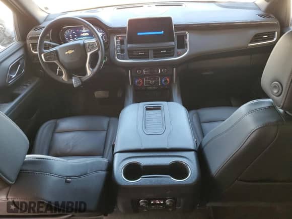 2024 Chevrolet Tahoe LT z VIN 1GNSKNKD3RR234133, wystawiony jako Copart lot #43908905 z przebiegiem 25 591 mil mil oraz Czysty tytuł • Clean title. Historia ofert i sprzedaży dostępna na DreamBid. Obrazek 8.