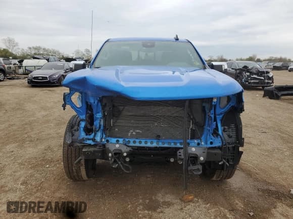 ✅ 2025 Chevrolet Silverado 1500 LT • VIN: 3GCUKDEDXSG213468 • Лот: 86147005. Опубликован ранее на Copart с пробегом 7 061 миль. Бесплатный доступ к архиву аукционных продаж из США и подробный отчёт об истории автомобиля на DreamBid. Изображение 5.