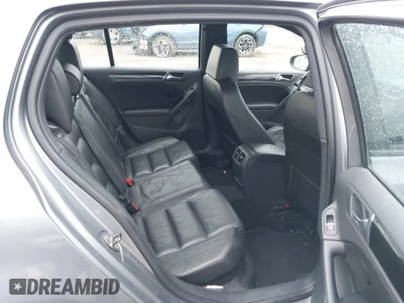 ✅ 2011 Volkswagen Golf GTI w/Sunroof & Navi PZEV • VIN: WVWHD7AJ4BW148305 • Lot: 42009129. Wystawiony na IAAI z przebiegiem 119 578 mil. Bezpłatny archiwum sprzedaży aukcyjnych z USA i szczegółowy raport historii pojazdu na DreamBid. Zdjęcie 8.