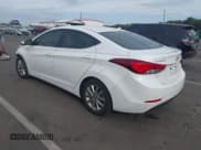 ✅ 2015 Hyundai Elantra SE • VIN: 5NPDH4AEXFH562477 • Lot: 43414206. Wystawiony na IAAI z przebiegiem 151 796 mil. Bezpłatny archiwum sprzedaży aukcyjnych z USA i szczegółowy raport historii pojazdu na DreamBid. Zdjęcie 3.