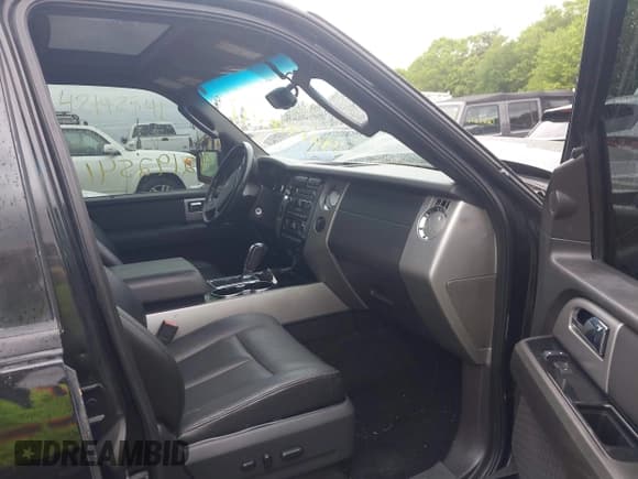 ✅ 2012 Ford Expedition Max Limited • VIN: 1FMJK2A55CEF63598 • Lot: 42192541. Listed on IAAI with 155,586 mi. Free auction sales archive from the USA and detailed vehicle history report at DreamBid. Image 5.