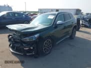 ✅ 2023 BMW X1 xDrive28i • VIN: WBX73EF04P5X48969 • Lot: 42808750. Wystawiony na IAAI z przebiegiem 33 473 mil. Bezpłatny archiwum sprzedaży aukcyjnych z USA i szczegółowy raport historii pojazdu na DreamBid. Zdjęcie 18.