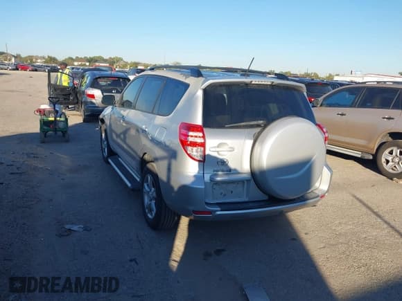 ✅ 2011 Toyota RAV4 • VIN: 2T3ZF4DV1BW074318 • Lot: 43599326. Listed on IAAI with 223,961 mi. Free auction sales archive from the USA and detailed vehicle history report at DreamBid. Image 3.