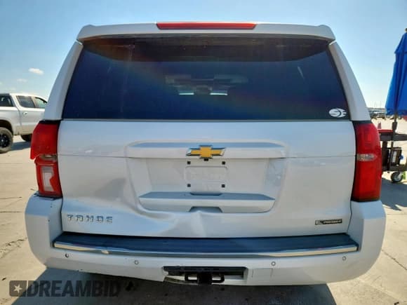 ✅ 2018 Chevrolet Tahoe Premier • VIN: 1GNSKCKC6JR104086 • Lot: 92424015. Wystawiony na Copart z przebiegiem 67 457 mil. Bezpłatny archiwum sprzedaży aukcyjnych z USA i szczegółowy raport historii pojazdu na DreamBid. Zdjęcie 6.