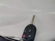 ✅ 2017 Ford Transit • VIN: 1FTYE1ZM2HKA26843 • Lot: 42875095. Wystawiony na IAAI z przebiegiem 224 908 mil. Bezpłatny archiwum sprzedaży aukcyjnych z USA i szczegółowy raport historii pojazdu na DreamBid. Zdjęcie 11.