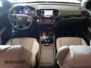 ✅ 2021 Honda Passport Touring • VIN: 5FNYF8H95MB032064 • Lot: 71826565. Listed on Copart with 37,259 mi. Free auction sales archive from the USA and detailed vehicle history report at DreamBid. Image 8.