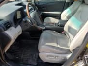 ✅ 2011 Lexus RX 450h • VIN: JTJZB1BA2B2005394 • Лот: 67151625. Опубликован ранее на Copart с пробегом 141 899 миль. Бесплатный доступ к архиву аукционных продаж из США и подробный отчёт об истории автомобиля на DreamBid. Изображение 7.