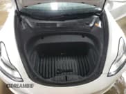 ✅ 2020 Tesla Model 3 Long Range • VIN: 5YJ3E1EB3LF791547 • Lot: 91497665. Wystawiony na Copart z przebiegiem 65 704 mil. Bezpłatny archiwum sprzedaży aukcyjnych z USA i szczegółowy raport historii pojazdu na DreamBid. Zdjęcie 11.