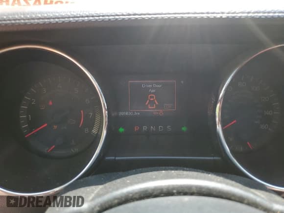 ✅ 2016 Ford Mustang EcoBoost • VIN: 1FA6P8TH2G5326763 • Lot: 59655045. Listed on Copart with 201,630 mi. Free auction sales archive from the USA and detailed vehicle history report at DreamBid. Image 9.