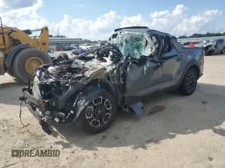 ✅ 2024 Hyundai Santa Cruz SEL • VIN: 5NTJC4DE8RH115570 • Lot: 66684675. Listed on Copart with Not provided. Free auction sales archive from the USA and detailed vehicle history report at DreamBid. Image 1.