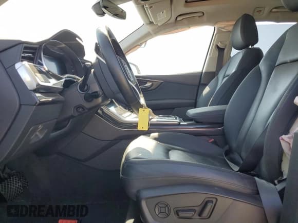 ✅ 2020 Audi Q7 Premium • VIN: WA1AXAF76LD013322 • Lot: 61510375. Listed on Copart with 56,215 mi. Free auction sales archive from the USA and detailed vehicle history report at DreamBid. Image 7.