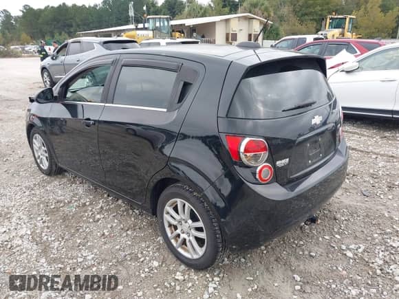 2016 Chevrolet Sonic LT с VIN 1G1JC6SB6G4124413, выставлен на аукционе IAAI как лот 43455488 с пробегом 81 350 миль миль и . История ставок и продаж доступна на DreamBid. Изображение 3.