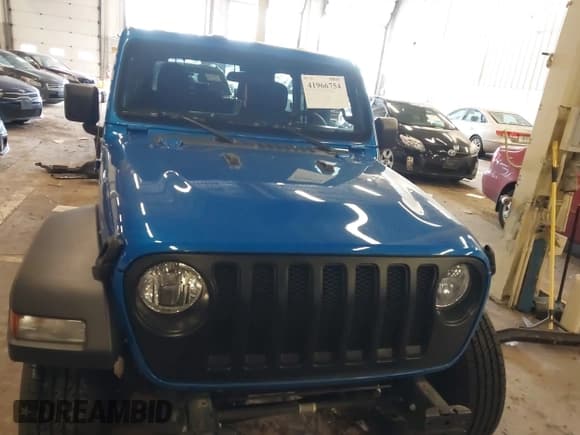 ✅ 2021 Jeep Wrangler Unlimited Sport S • VIN: 1C4HJXDG9MW797013 • Lot: 41966754. Listed on IAAI with 53,583 mi. Free auction sales archive from the USA and detailed vehicle history report at DreamBid. Image 13.