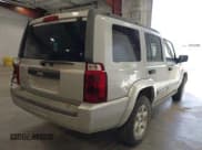 ✅ 2006 Jeep Commander • VIN: 1J8HG48K06C225823 • Lot: 41781215. Wystawiony na IAAI z przebiegiem 172 751 mil. Bezpłatny archiwum sprzedaży aukcyjnych z USA i szczegółowy raport historii pojazdu na DreamBid. Zdjęcie 4.