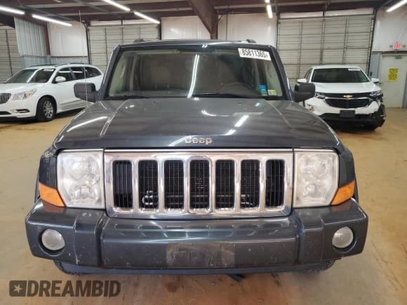 ✅ 2007 Jeep Commander Sport • VIN: 1J8HG48P57C683810 • Lot: 85811365. Listed on Copart with 199,026 mi. Free auction sales archive from the USA and detailed vehicle history report at DreamBid. Image 5.