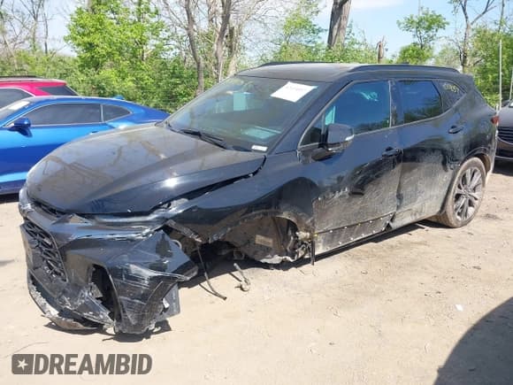 ✅ 2022 Chevrolet Blazer RS • VIN: 3GNKBERS0NS137967 • Lot: 42114057. Wystawiony na IAAI z przebiegiem 61 085 mil. Bezpłatny archiwum sprzedaży aukcyjnych z USA i szczegółowy raport historii pojazdu na DreamBid. Zdjęcie 6.