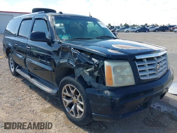 ✅ 2004 Cadillac Escalade ESV • VIN: 3GYFK66N04G170266 • Лот: 42088062. Опубликован ранее на IAAI с пробегом 279 383 миль. Бесплатный доступ к архиву аукционных продаж из США и подробный отчёт об истории автомобиля на DreamBid. Изображение 1.