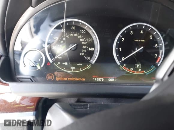 ✅ 2012 BMW 6 Series 650i • VIN: WBALZ3C53CDL73264 • Lot: 43070531. Wystawiony na IAAI z przebiegiem 175 579 mil. Bezpłatny archiwum sprzedaży aukcyjnych z USA i szczegółowy raport historii pojazdu na DreamBid. Zdjęcie 7.