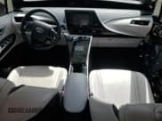 ✅ 2017 Toyota Mirai • VIN: JTDBVRBD6HA003330 • Lot: 55021135. Wystawiony na Copart z przebiegiem 65 509 mil. Bezpłatny archiwum sprzedaży aukcyjnych z USA i szczegółowy raport historii pojazdu na DreamBid. Zdjęcie 8.