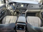 ✅ 2016 Kia Sedona EX • VIN: KNDMC5C13G6155868 • Лот: 86872705. Опубликован ранее на Copart с пробегом 134 599 миль. Бесплатный доступ к архиву аукционных продаж из США и подробный отчёт об истории автомобиля на DreamBid. Изображение 8.