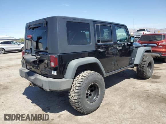 ✅ 2008 Jeep Wrangler Rubicon • VIN: 1J8GA69158L563252 • Lot: 55816534. Listed on Copart with 166,644 mi. Free auction sales archive from the USA and detailed vehicle history report at DreamBid. Image 3.