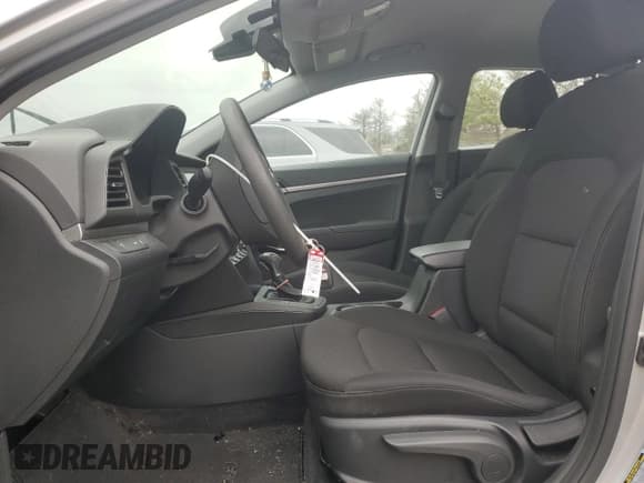 ✅ 2020 Hyundai Elantra SE • VIN: 5NPD74LF1LH562033 • Lot: 91629335. Listed on Copart with 39,484 mi. Free auction sales archive from the USA and detailed vehicle history report at DreamBid. Image 7.