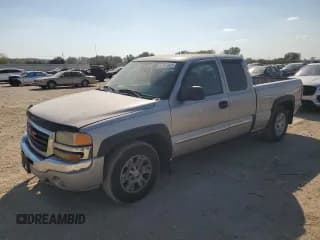 ✅ 2006 GMC Sierra 1500 SLE1 • VIN: 1GTEC19Z96Z253066 • Лот: 85151825. Опубликован ранее на Copart с пробегом 173 375 миль. Бесплатный доступ к архиву аукционных продаж из США и подробный отчёт об истории автомобиля на DreamBid. Изображение 1.