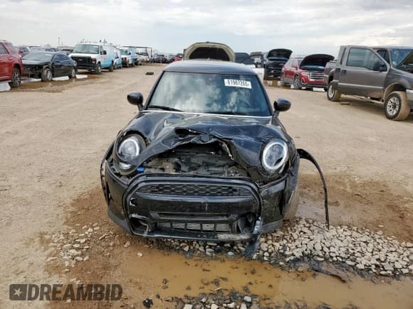 ✅ 2022 MINI Hardtop Cooper S • VIN: WMW53DH05N2P63360 • Lot: 61987265. Listed on Copart with 38,903 mi. Free auction sales archive from the USA and detailed vehicle history report at DreamBid. Image 5.