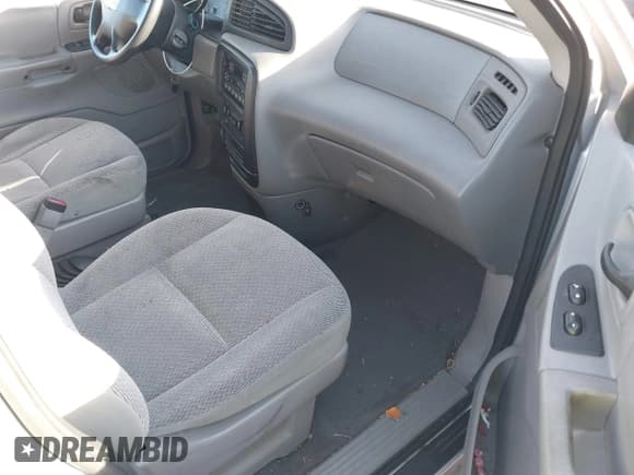✅ 2003 Ford Windstar • VIN: 2FMZA50483BB26612 • Lot: 43916615. Listed on IAAI with 1,399,405 mi. Free auction sales archive from the USA and detailed vehicle history report at DreamBid. Image 5.