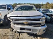 ✅ 2015 Chevrolet Silverado 2500HD LT • VIN: 1GC1KVEG9FF514968 • Лот: 90622495. Опубликован ранее на Copart с пробегом 174 401 миль. Бесплатный доступ к архиву аукционных продаж из США и подробный отчёт об истории автомобиля на DreamBid. Изображение 5.
