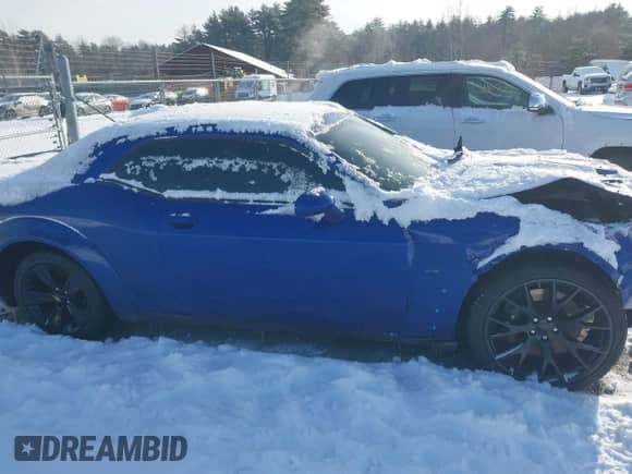 ✅ 2020 Dodge Challenger R/T Scat Pack • VIN: 2C3CDZFJ1LH148815 • Lot: 41464751. Wystawiony na IAAI z przebiegiem 31 301 mil. Bezpłatny archiwum sprzedaży aukcyjnych z USA i szczegółowy raport historii pojazdu na DreamBid. Zdjęcie 13.