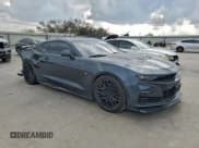 ✅ 2019 Chevrolet Camaro 2SS • VIN: 1G1FH1R74K0147572 • Лот: 93340575. Опубликован ранее на Copart с пробегом 109 877 миль. Бесплатный доступ к архиву аукционных продаж из США и подробный отчёт об истории автомобиля на DreamBid. Изображение 4.