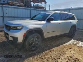 ✅ 2023 Jeep Grand Cherokee Altitude • VIN: 1C4RJKAGXP8828449 • Lot: 94185435. Listed on Copart with 26,656 mi. Free auction sales archive from the USA and detailed vehicle history report at DreamBid. Image 1.