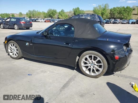✅ 2007 BMW Z4 3.0i • VIN: 4USBU33567LW71567 • Лот: 56680695. Опубликован ранее на Copart с пробегом 95 138 миль. Бесплатный доступ к архиву аукционных продаж из США и подробный отчёт об истории автомобиля на DreamBid. Изображение 2.
