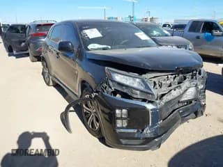 ✅ 2020 Mitsubishi Outlander ES • VIN: JA4AP3AU6LU030940 • Lot: 43586817. Listed on IAAI with 105,413 mi. Free auction sales archive from the USA and detailed vehicle history report at DreamBid. Image 1.