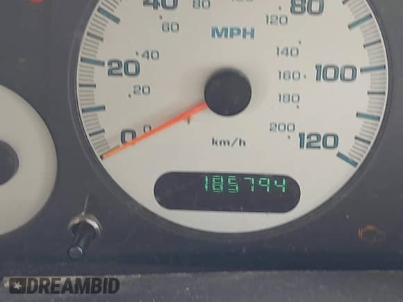 2003 Dodge Caravan Sport z VIN 2D4GP44LX3R128216, wystawiony jako IAAI lot #43159023 z przebiegiem 185 794 mil mil oraz . Historia ofert i sprzedaży dostępna na DreamBid. Obrazek 15.