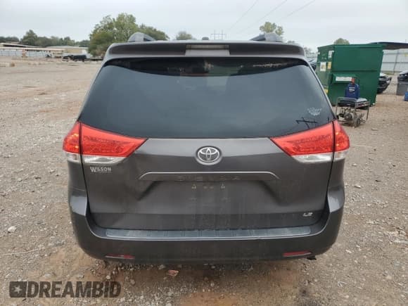 ✅ 2012 Toyota Sienna LE • VIN: 5TDKK3DC9CS211658 • Lot: 90089685. Listed on Copart with 142,143 mi. Free auction sales archive from the USA and detailed vehicle history report at DreamBid. Image 6.