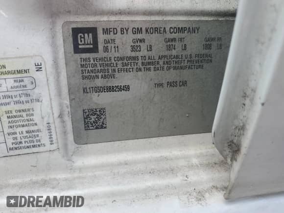 2011 Chevrolet Aveo 2LT z VIN KL1TG5DE8BB256459, wystawiony jako Copart lot #84213764 z przebiegiem 165 475 mil mil oraz Szkoda całkowita • Salvage title. Historia ofert i sprzedaży dostępna na DreamBid. Obrazek 12.