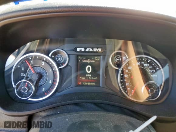 ✅ 2022 Ram 2500 Big Horn • VIN: 3C6UR5DLXNG404653 • Lot: 90856945. Listed on Copart with 105,625 mi. Free auction sales archive from the USA and detailed vehicle history report at DreamBid. Image 9.